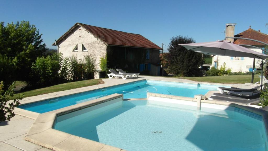 Chambres D'Hotes Domaine De CompostelleCasteide-Candau エクステリア 写真