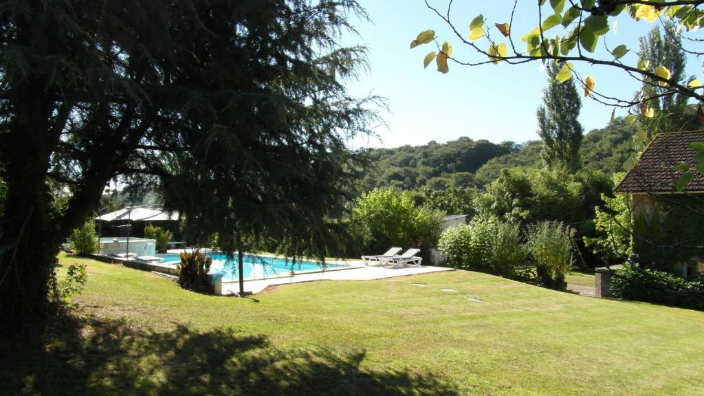 Chambres D'Hotes Domaine De CompostelleCasteide-Candau エクステリア 写真