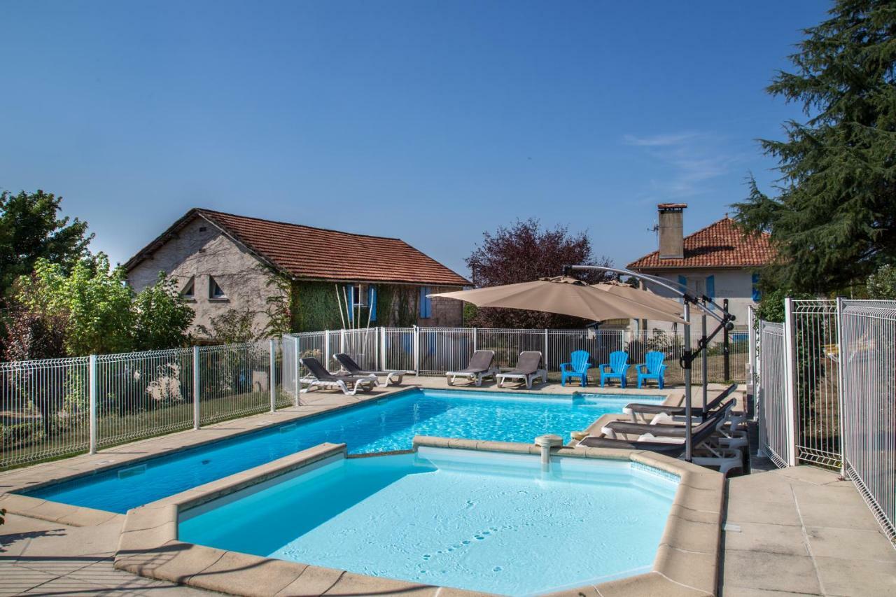 Chambres D'Hotes Domaine De CompostelleCasteide-Candau エクステリア 写真
